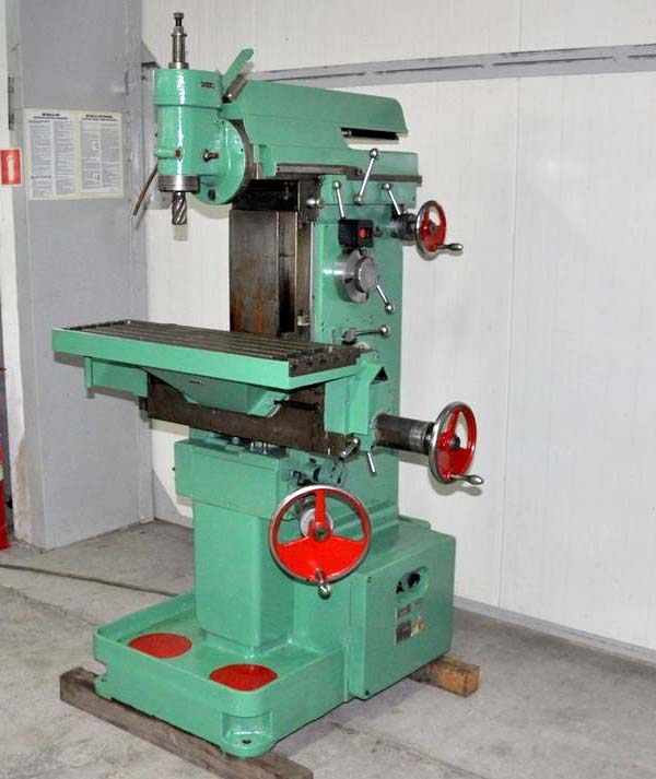 676 Загальний вигляд широкоуніверсального фрезерного верстата